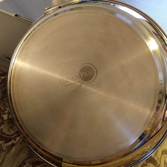 Todd English Green Pan & Cook Book - Picture 9 of 11